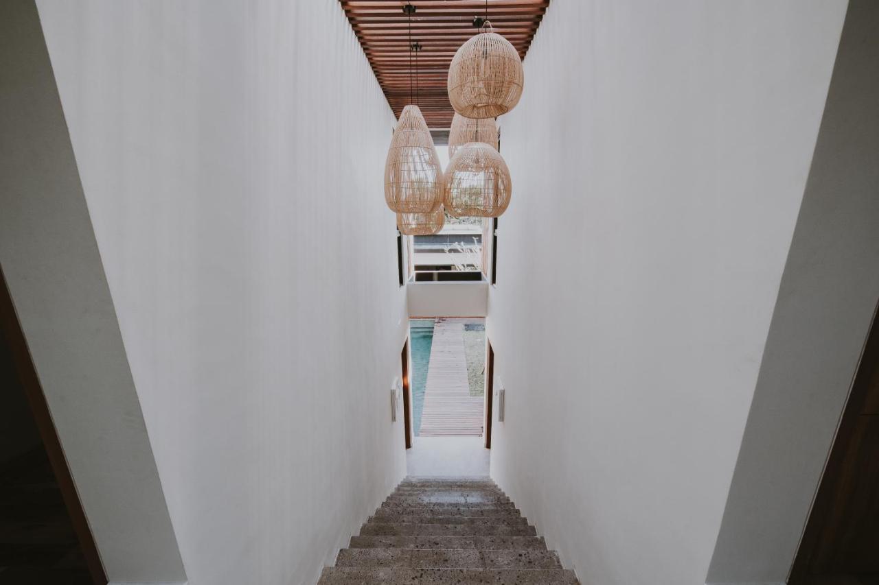New 4 Bedroom 5 Min Walk To Berawa Beach Enclosed Livng Canggu  Exterior photo