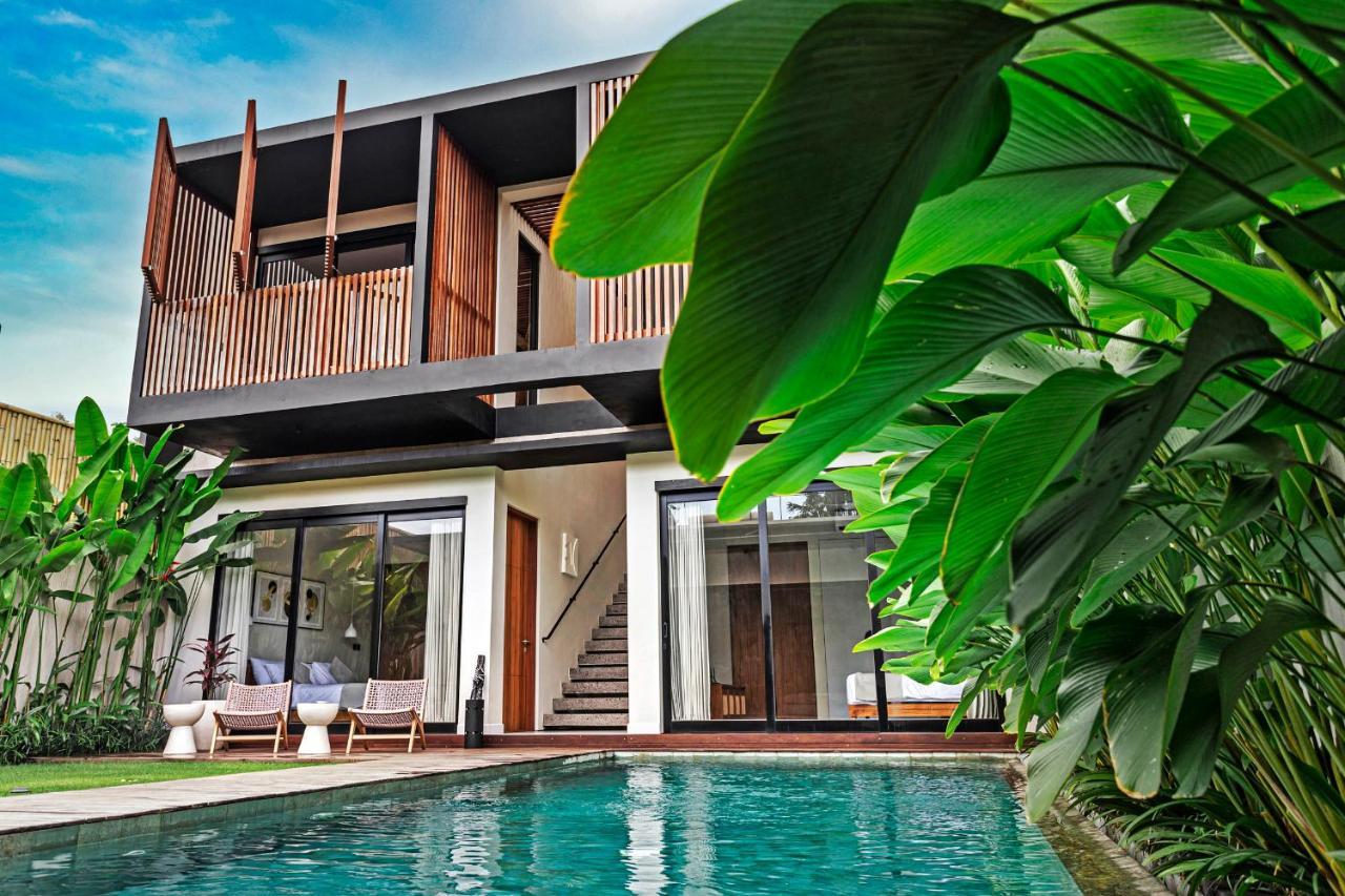 New 4 Bedroom 5 Min Walk To Berawa Beach Enclosed Livng Canggu  Exterior photo